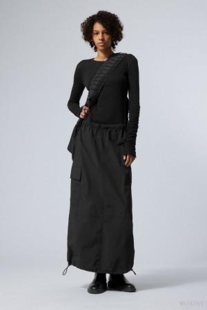 Weekday Edge Cargo Skirt Black | UZPI1038