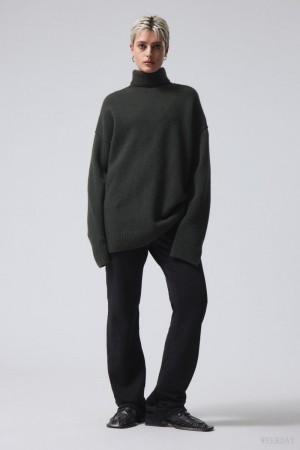 Weekday Eloise Wool Turtleneck Sweater Dark Green | SKLM3440