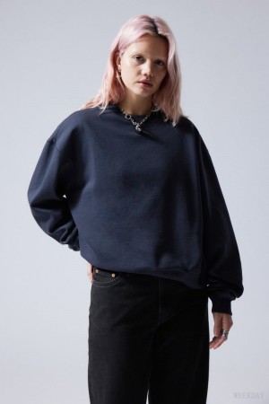 Weekday Essence Standard Sweatshirt Dark Blue | SVRP6137