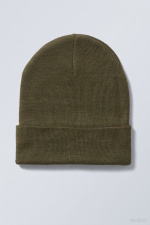 Weekday Ivy Knit Beanie Dark Khaki Green | PNSK5740