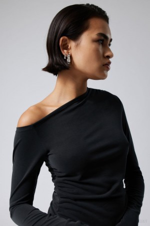 Weekday Main Asymmetric Long Sleeve Black | BTIZ7307