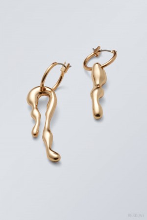 Weekday Millie Hoop Earrings Golden | FXNG2808