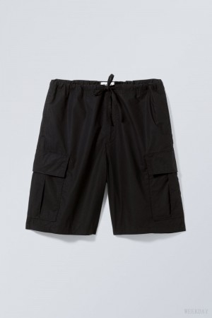 Weekday Parachute Loose Cargo Shorts Black | FOAV0031