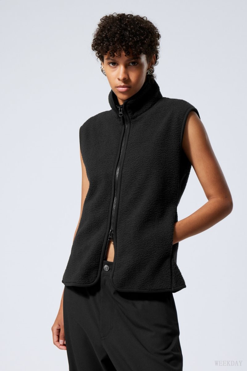 Weekday Any Fleece Vest Black | KGRT8518