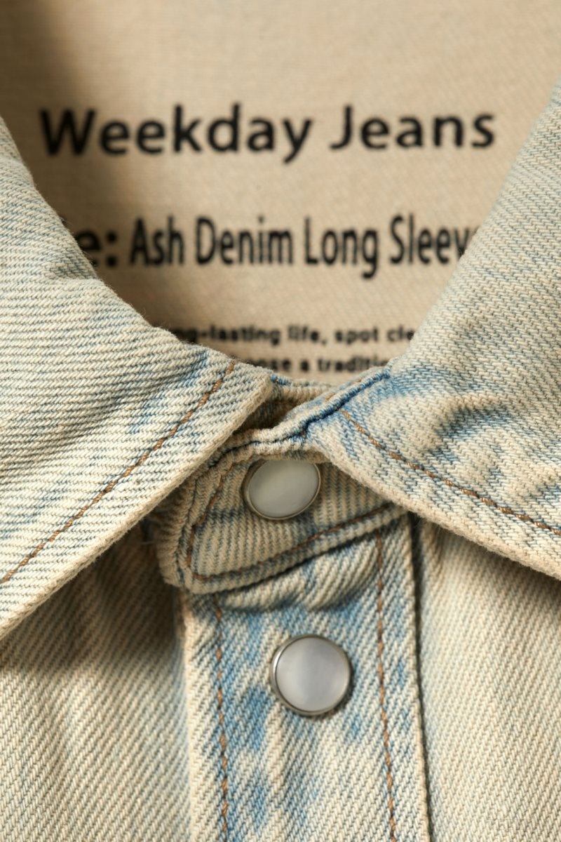 Weekday Ash Longsleeve Denim Shirt Sunbleached | ORRK4370