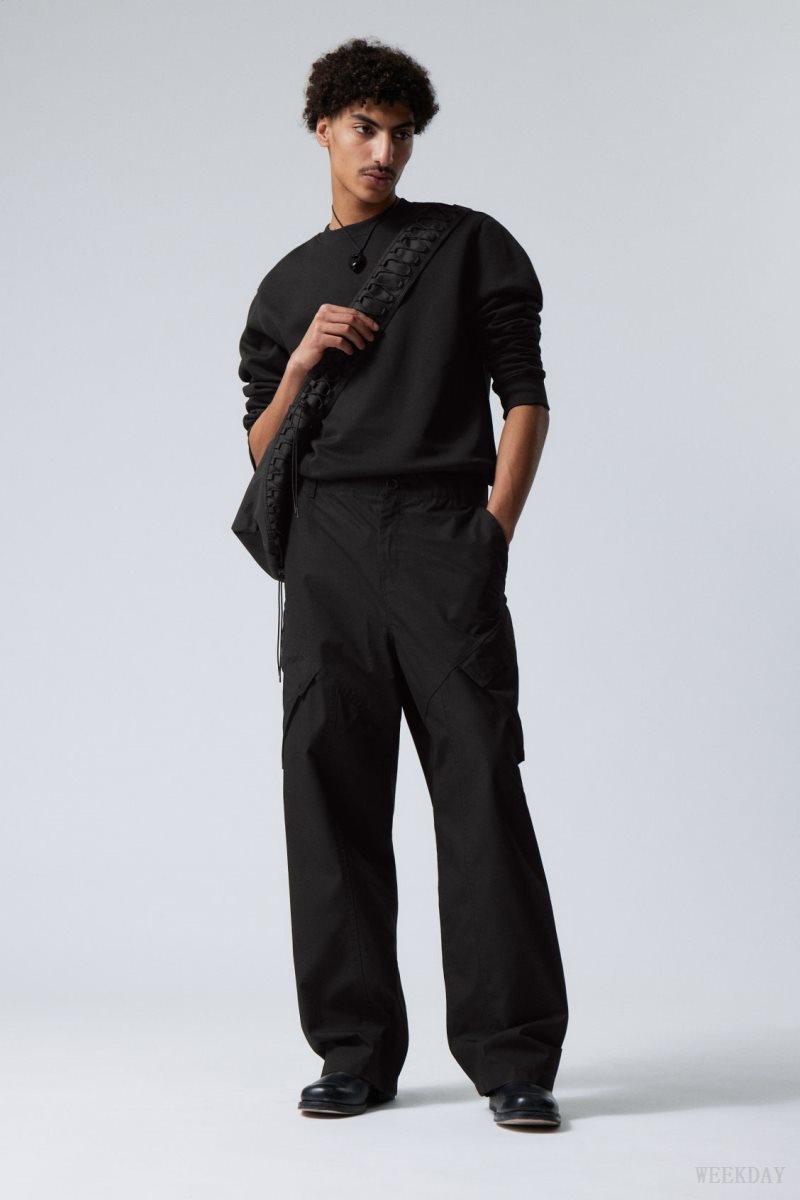 Weekday Astro Loose Asymmetric Cargo Trousers Black | JFSZ7152