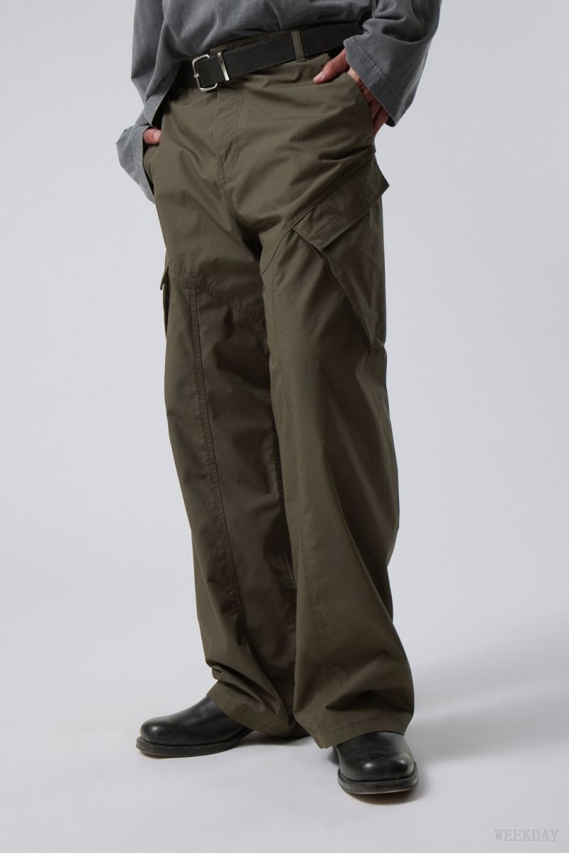 Weekday Astro Loose Asymmetric Cargo Trousers Khaki Green | UPPL8868