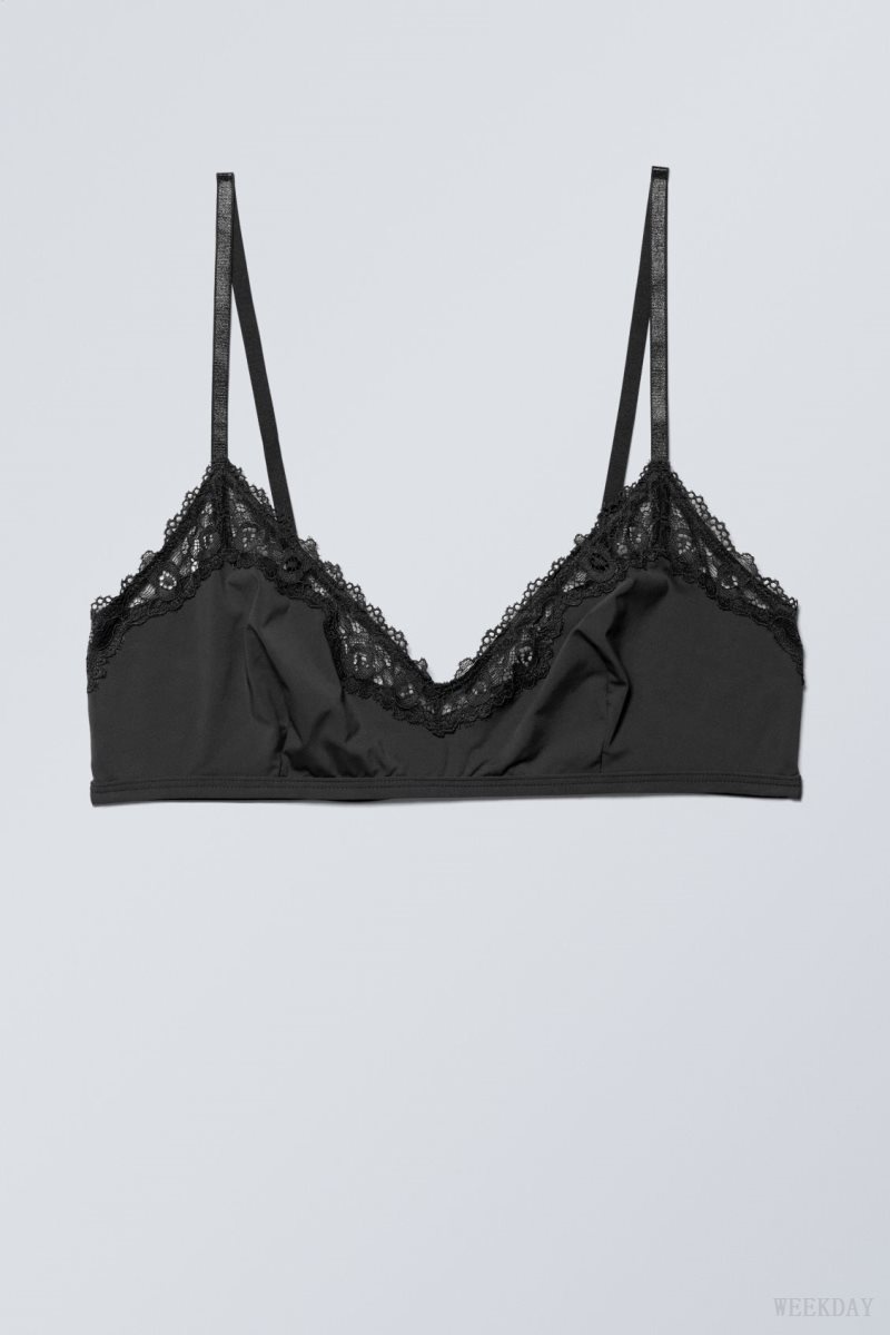 Weekday Cleo triangle bralette Bralette Black | DVPG1206