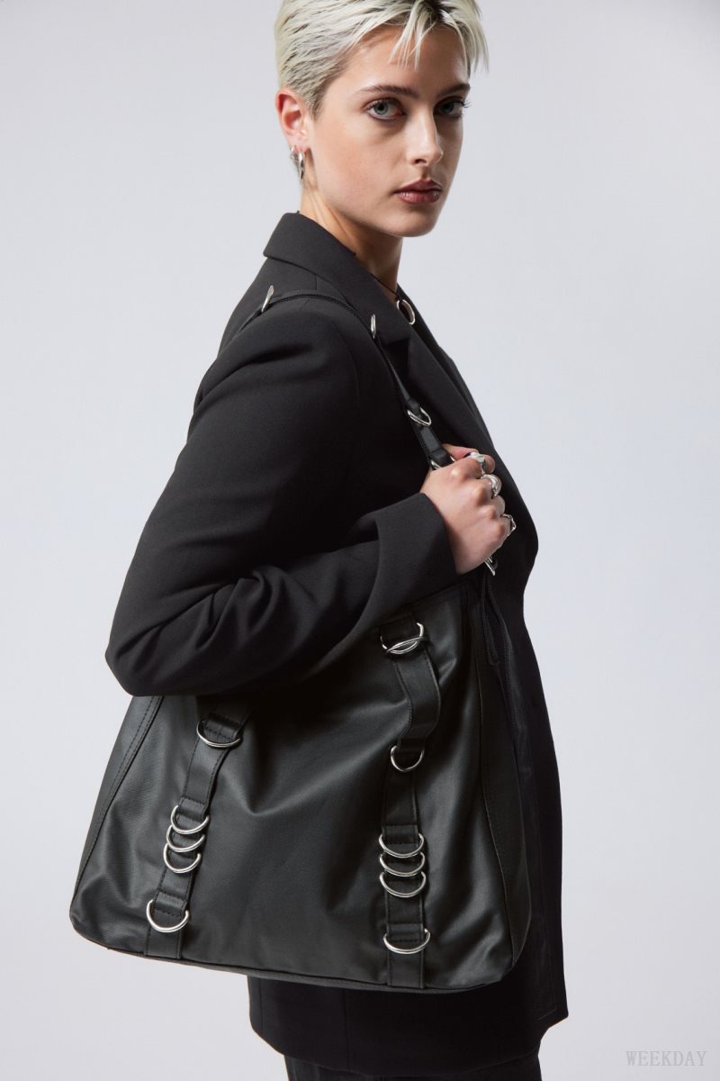 Weekday D-Ring Bag Black | XZCU3912