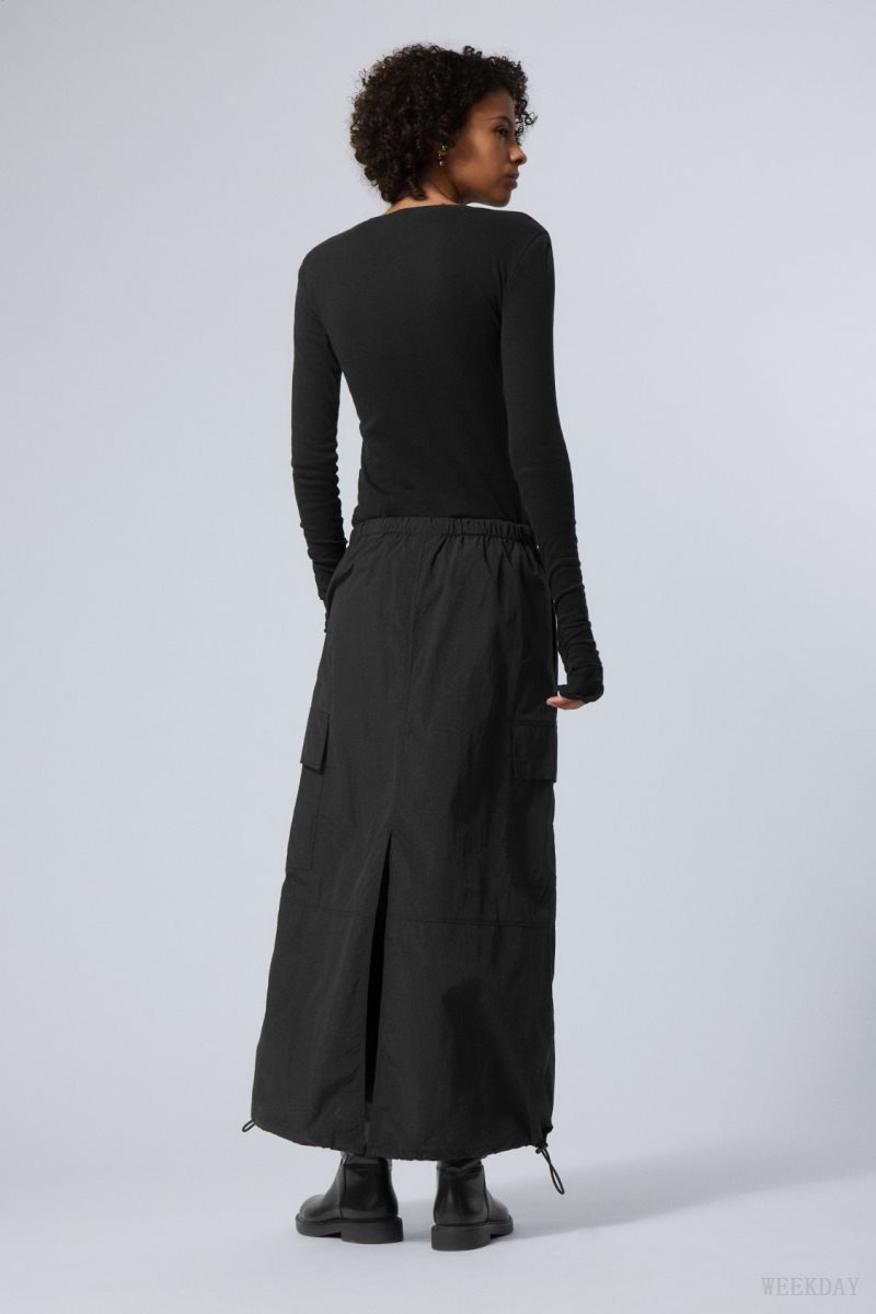 Weekday Edge Cargo Skirt Black | UZPI1038