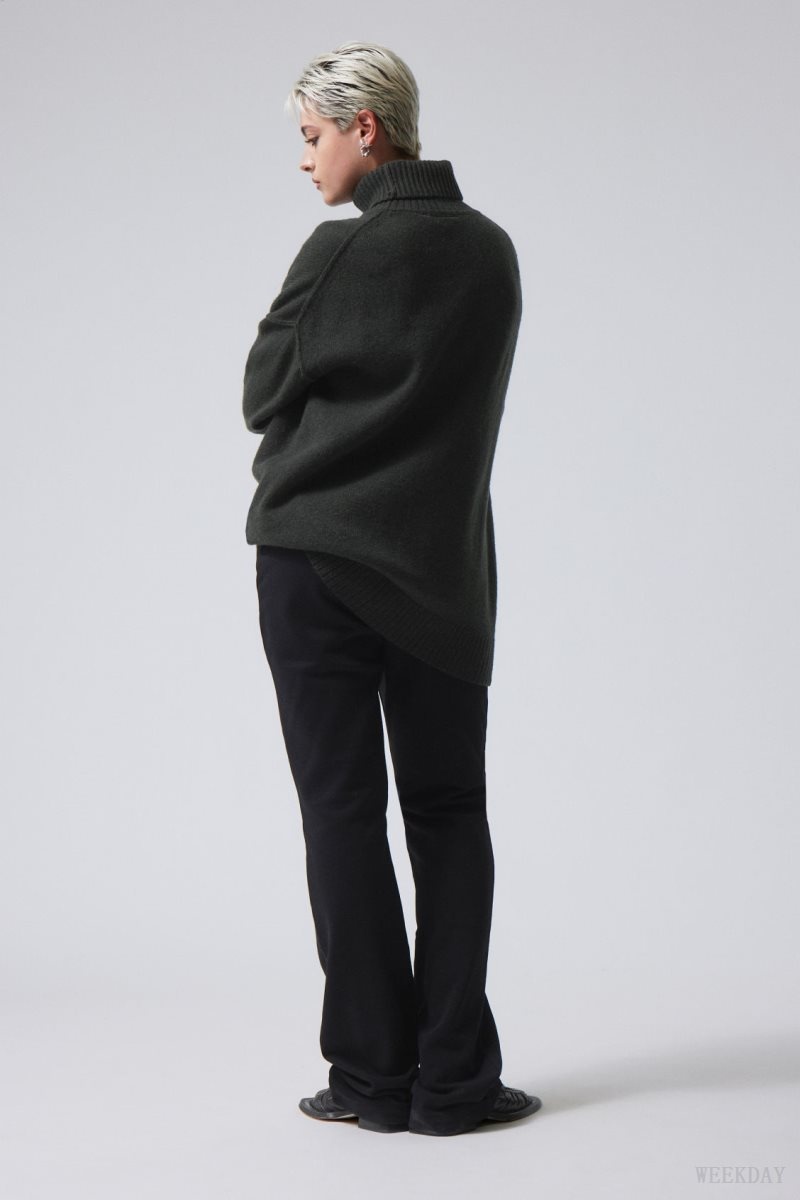 Weekday Eloise Wool Turtleneck Sweater Dark Green | SKLM3440