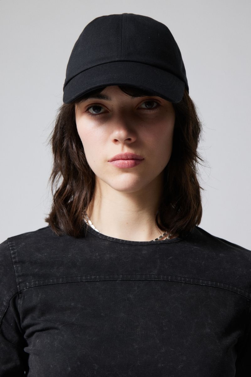 Weekday Essential Cotton Cap Black | UVES7321