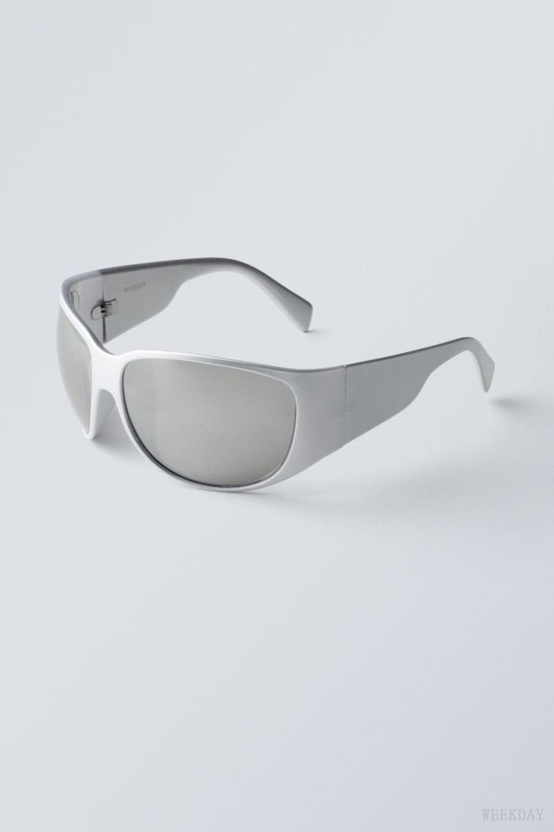 Weekday Fare Sunglasses Silver | EWRO3696