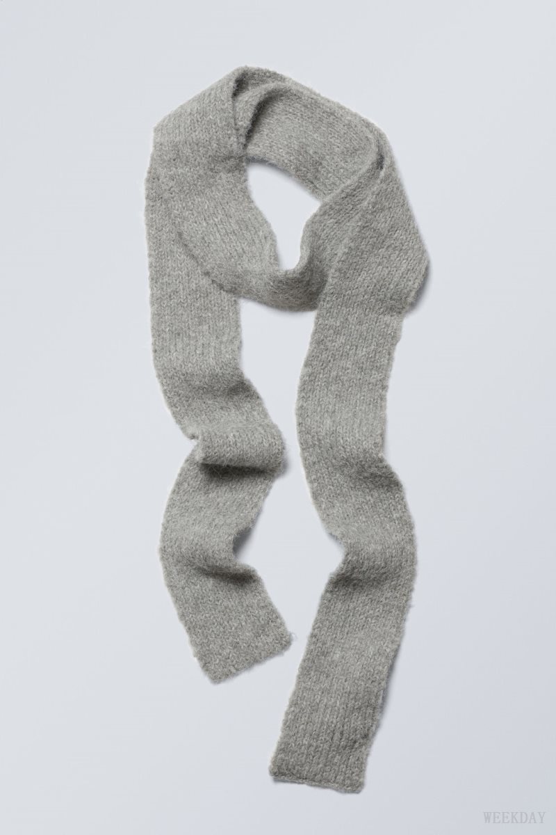 Weekday Hairy Slim Scarf Grey | WPCI7373