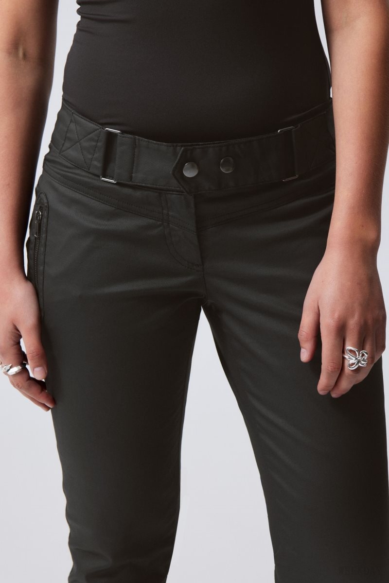 Weekday Jackie Low Waist Trousers Black | EXJF2991