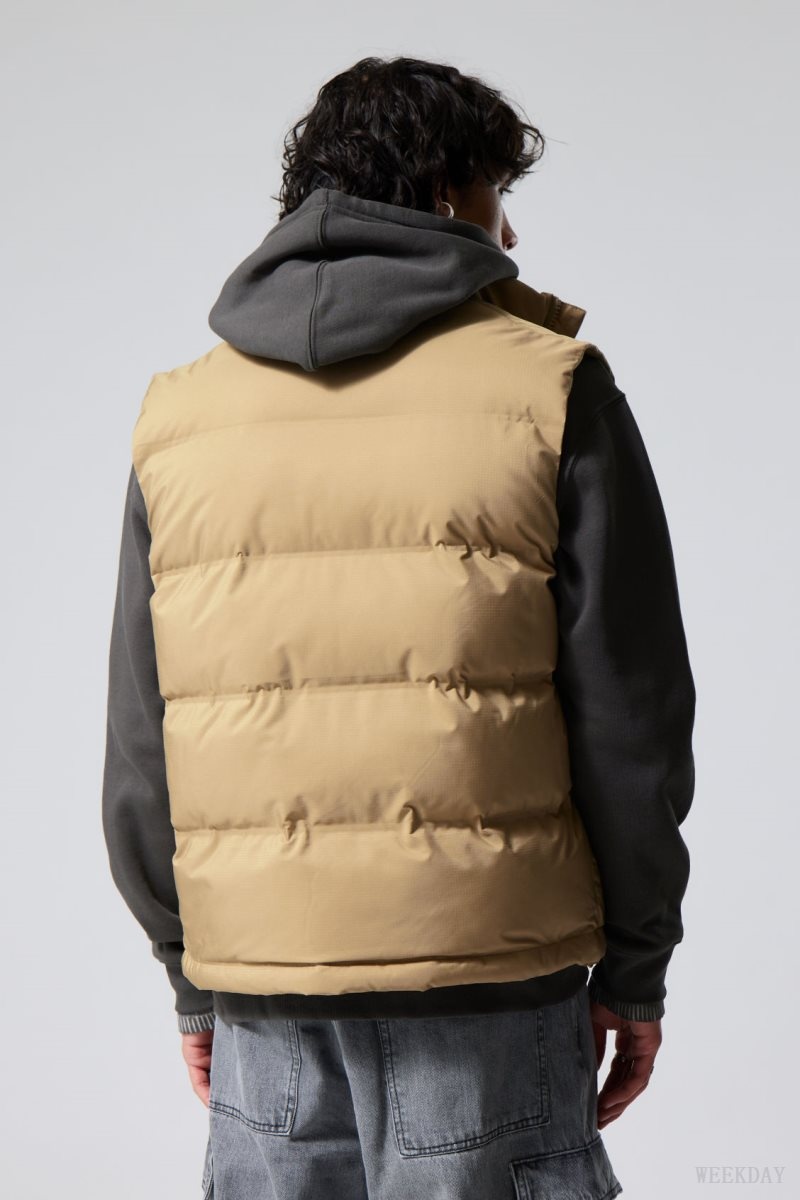 Weekday Kip Puffer Vest Beige | GLVR5998