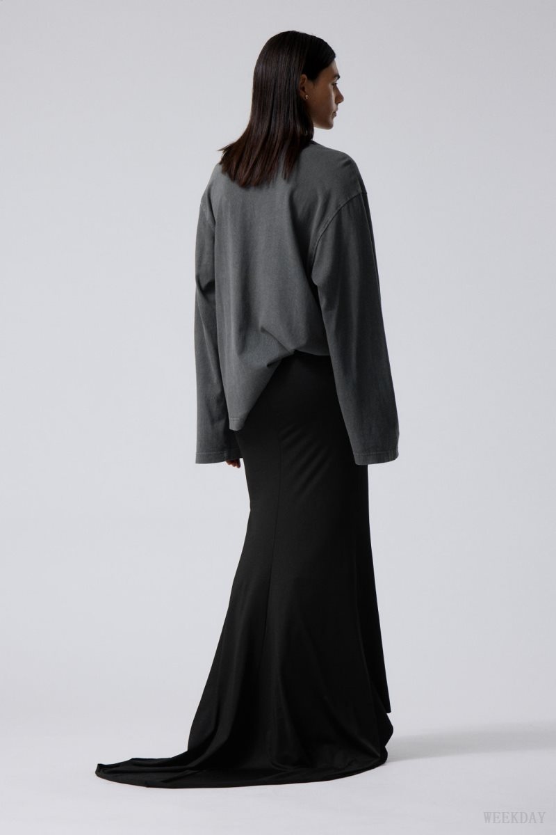 Weekday Long Asymmetric Drape Skirt Black | LNUE1624