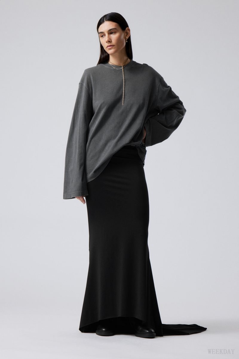 Weekday Long Asymmetric Drape Skirt Black | LNUE1624