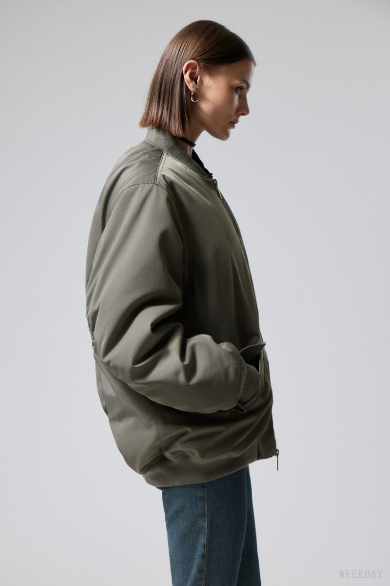 Weekday Lui Oversized Bomber Jacket Khaki Green | KFNE2166