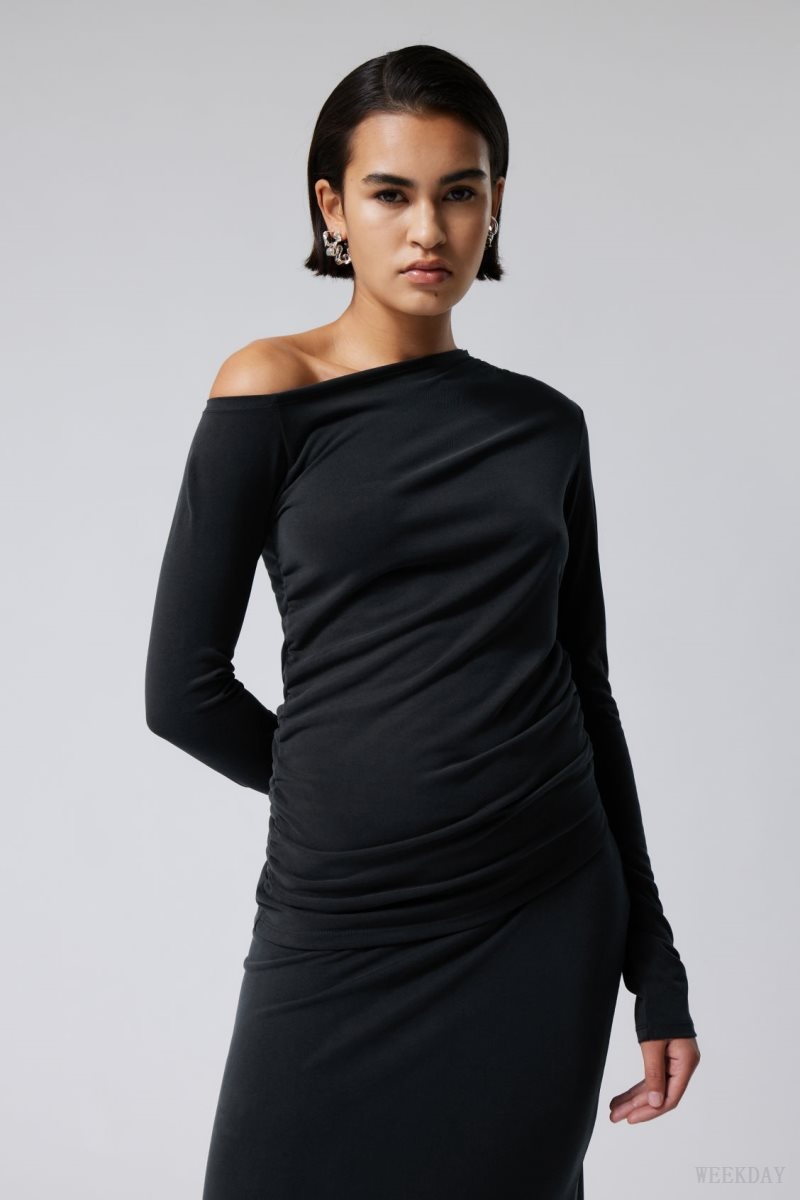 Weekday Main Asymmetric Long Sleeve Black | BTIZ7307