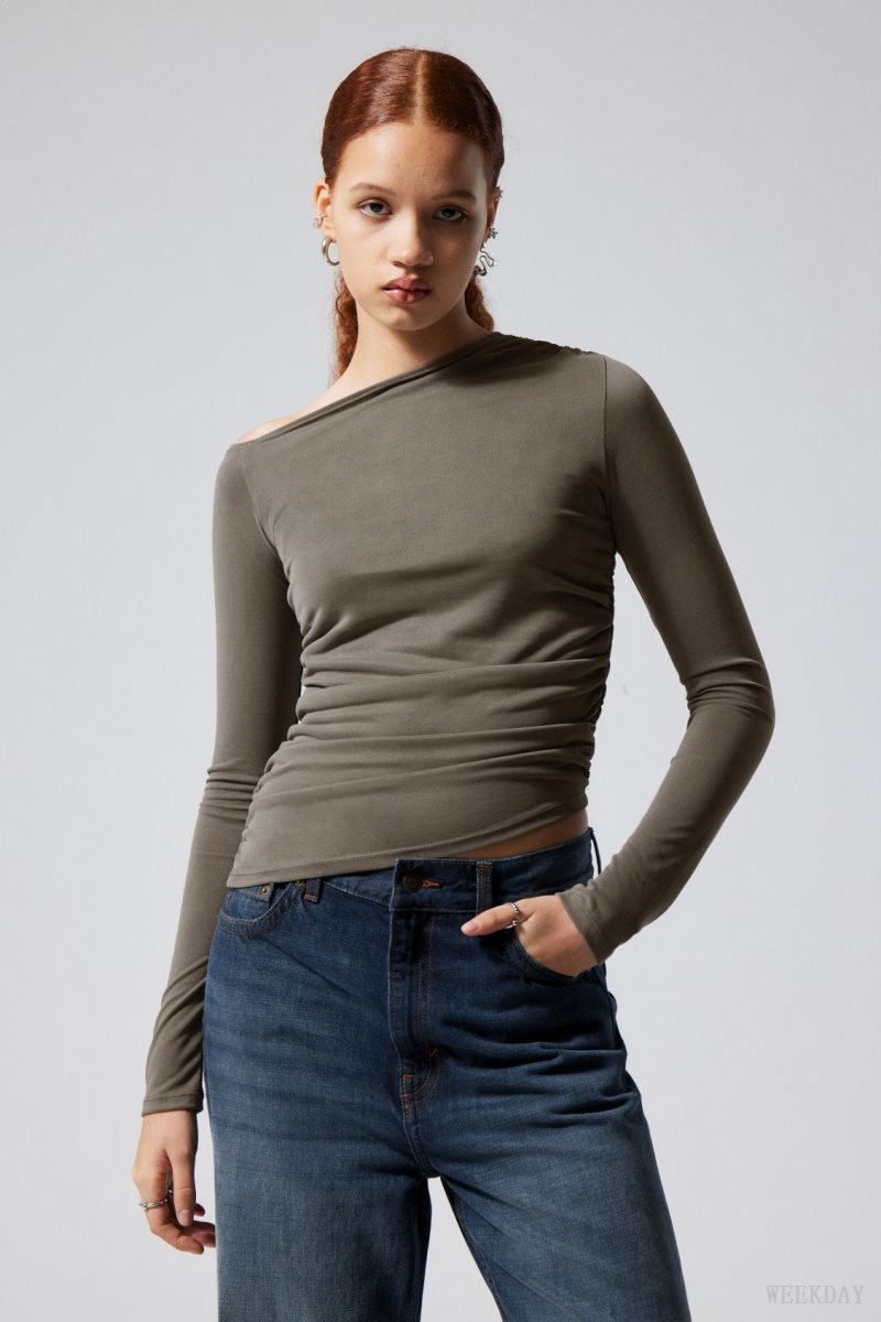 Weekday Main Asymmetric Long Sleeve Dark Khaki | FCYL6335