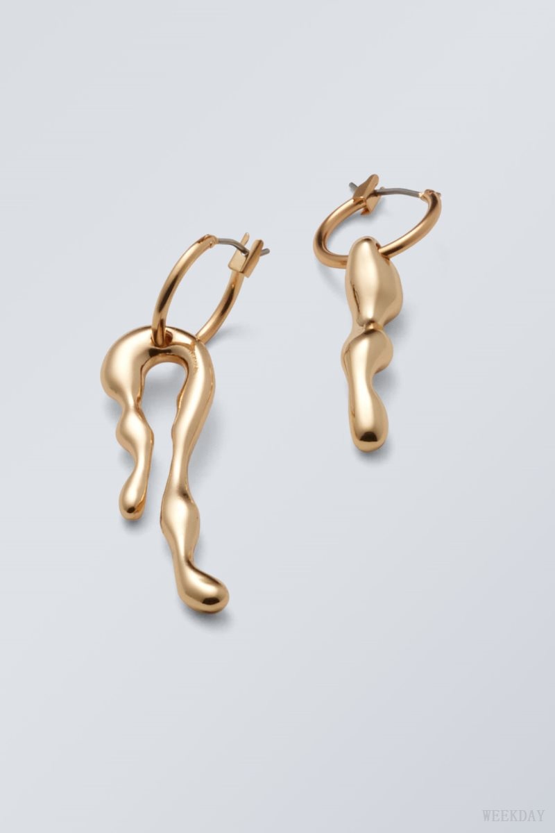 Weekday Millie Hoop Earrings Golden | FXNG2808