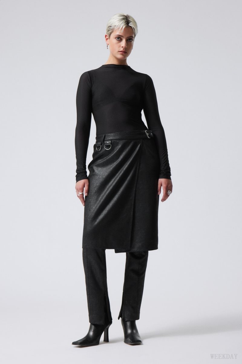 Weekday Oda Coated Faux Leather Midi Skirt Black | HRVM2052