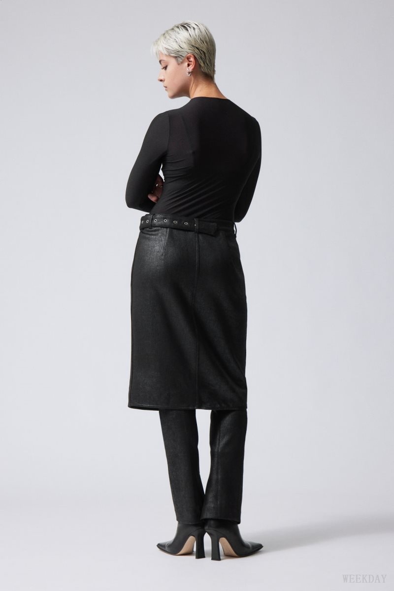 Weekday Oda Coated Faux Leather Midi Skirt Black | HRVM2052