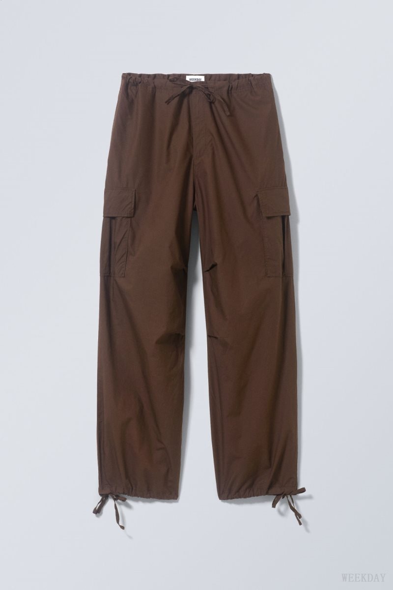 Weekday Parachute Loose Cargo Trousers Dark Brown | GYAX2233