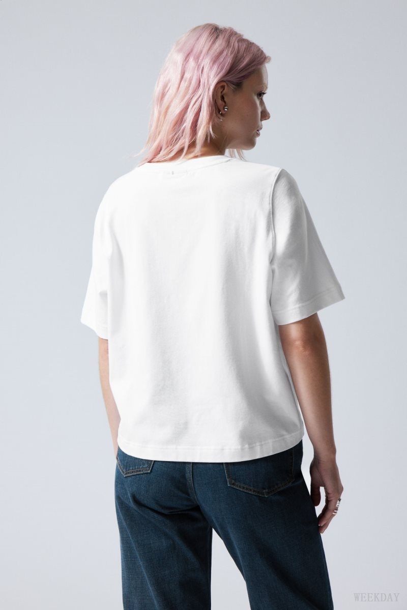 Weekday Perfect Boxy T-shirt White | BSUE2900