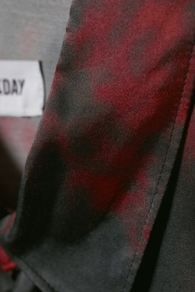 Weekday Relaxed Boxy Printed Shirt Black / Red | TTEG0620