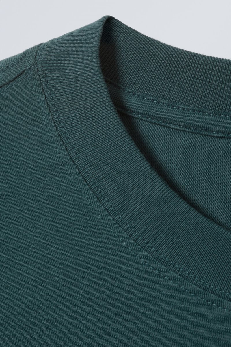 Weekday Relaxed Midweight Long Sleeve Dark Green | MOSH5135