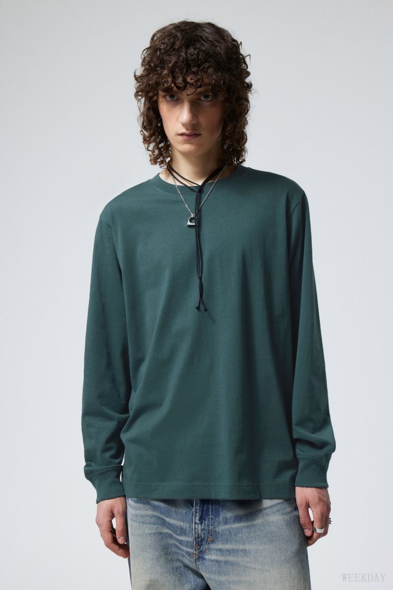 Weekday Relaxed Midweight Long Sleeve Dark Green | MOSH5135