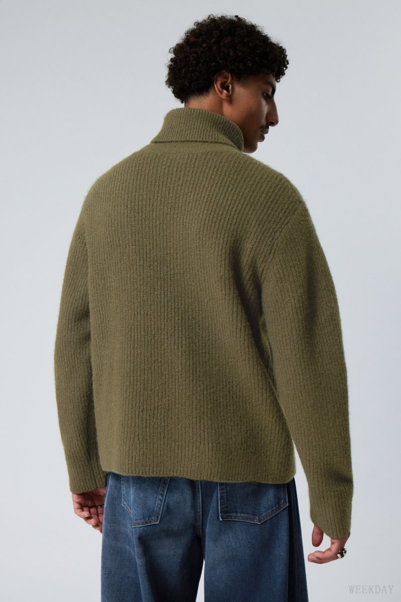 Weekday Renzo Relaxed Wool Blend Turtleneck Khaki Green | BANO0768