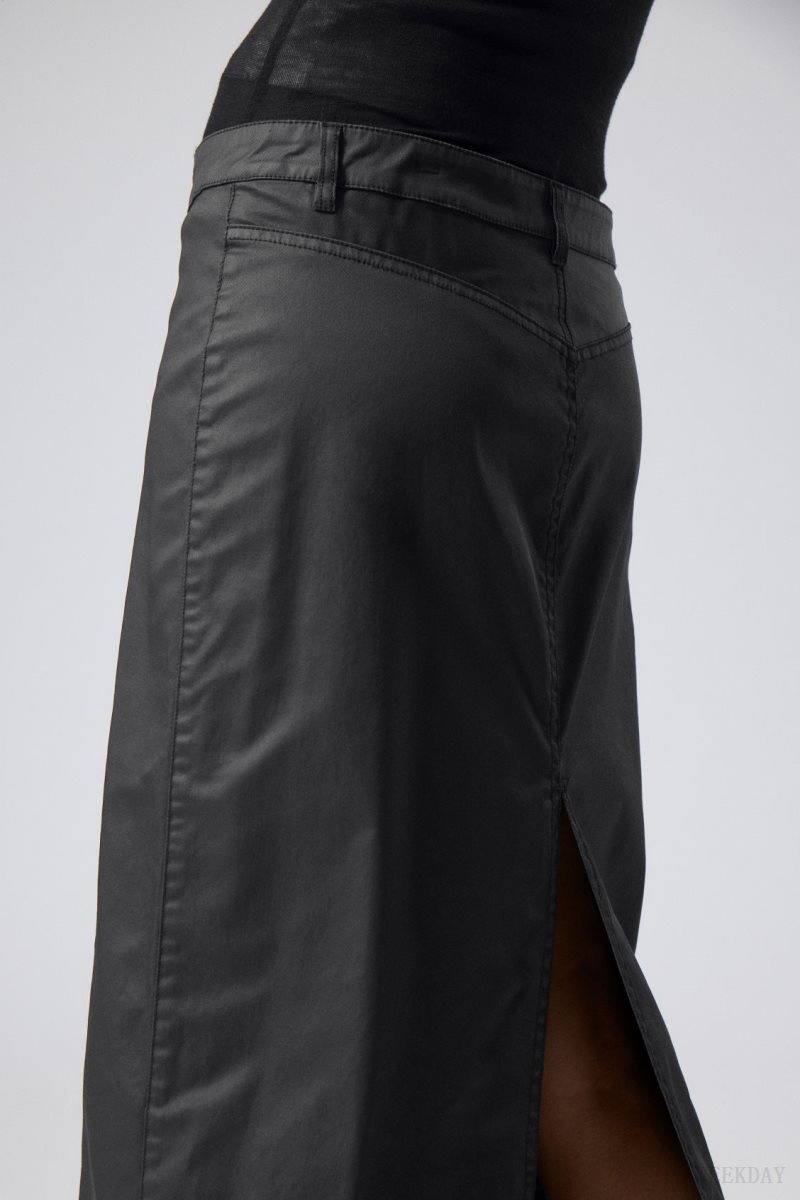 Weekday Rose Coated Maxi Skirt Black | BOOK8792