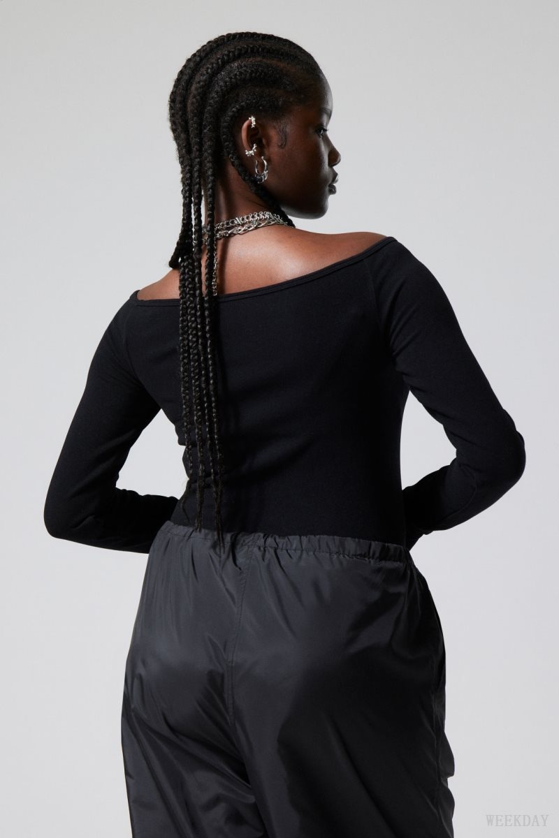 Weekday Seamless Off Shoulder Long Sleeve Black | KVBE5492