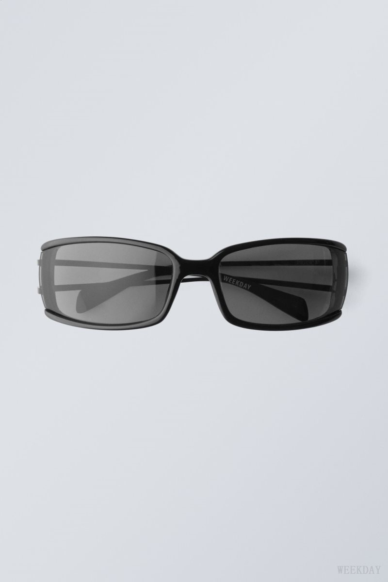 Weekday Tour Sunglasses Black | JMXE2338