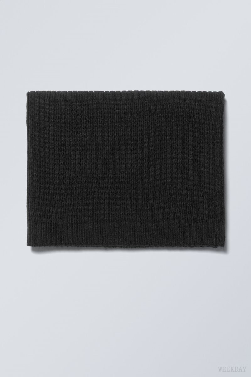 Weekday Tube Scarf Black | SQUP3633